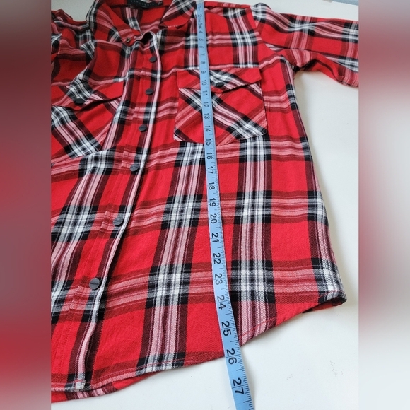Sanctuary Plaid Boyfriend Shirt in Red Small - Picture 9 of 9